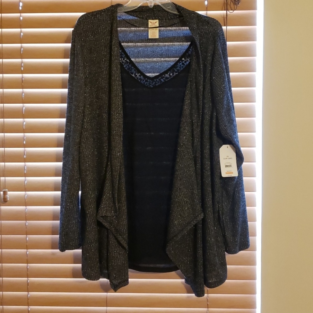 NWT Dazzling black sweater with sewn in tank